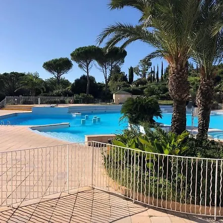 Apartment Studio 4 Personnes, Cap Esterel, Superbe Vue. 500m Des Plages.
