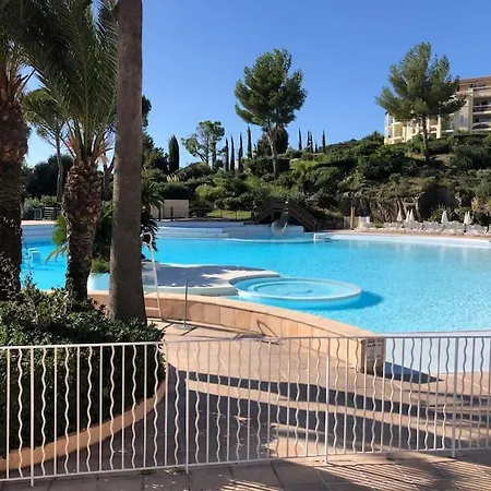 Studio 4 Personnes, Cap Esterel, Superbe Vue. 500m Des Plages. *